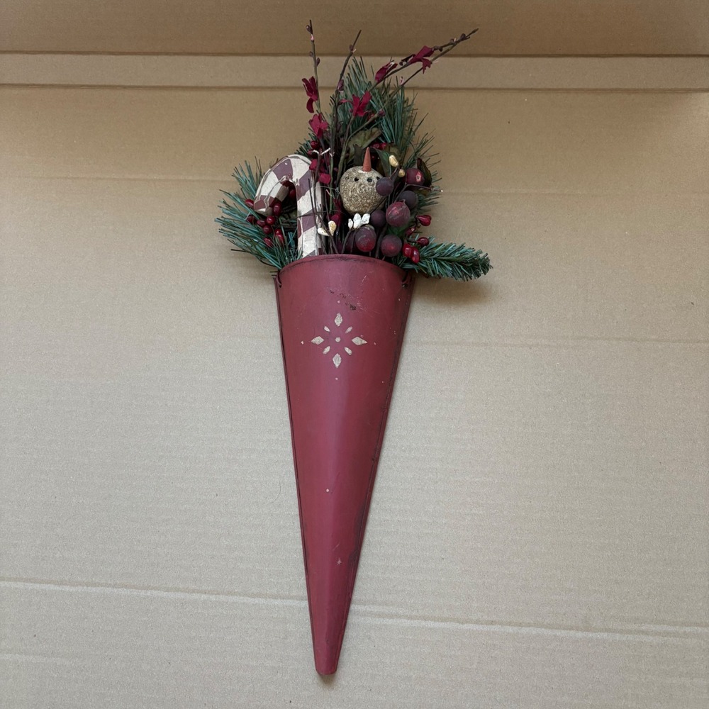 Rustic Country Christmas Wall Decor Cone Candy‎ Cane Snowman Berries Pine